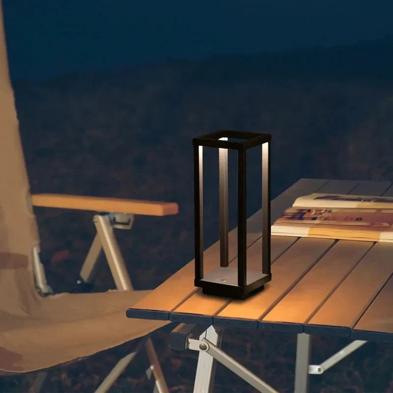Luminária de Mesa LED Recarregável Home Design Veneziano