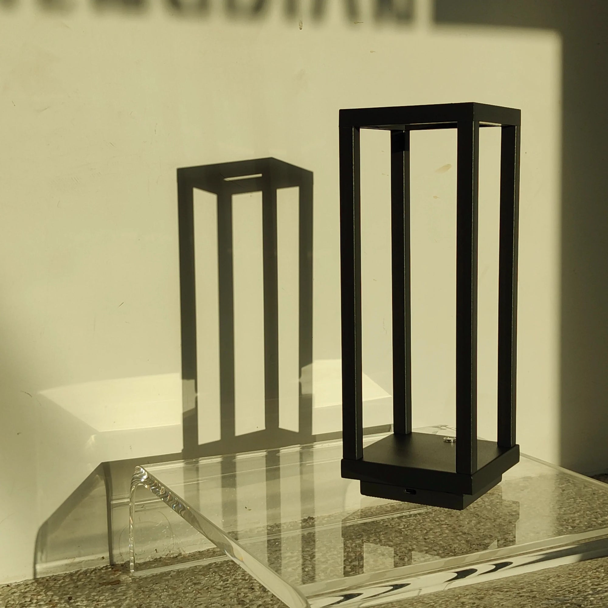 Luminária de Mesa LED Recarregável Home Design Veneziano
