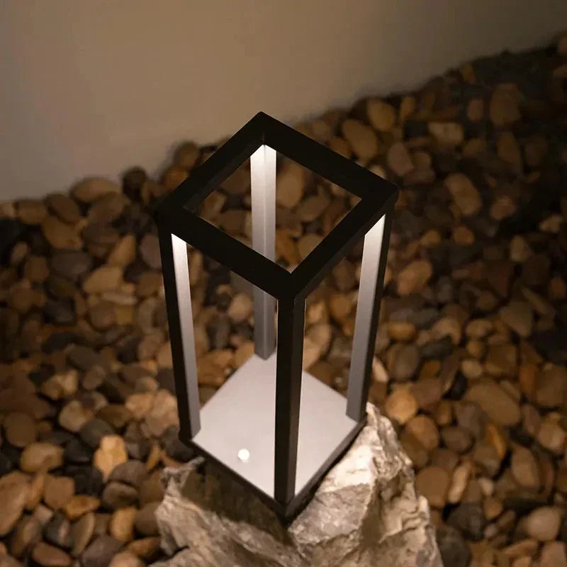 Luminária de Mesa LED Recarregável Home Design Veneziano
