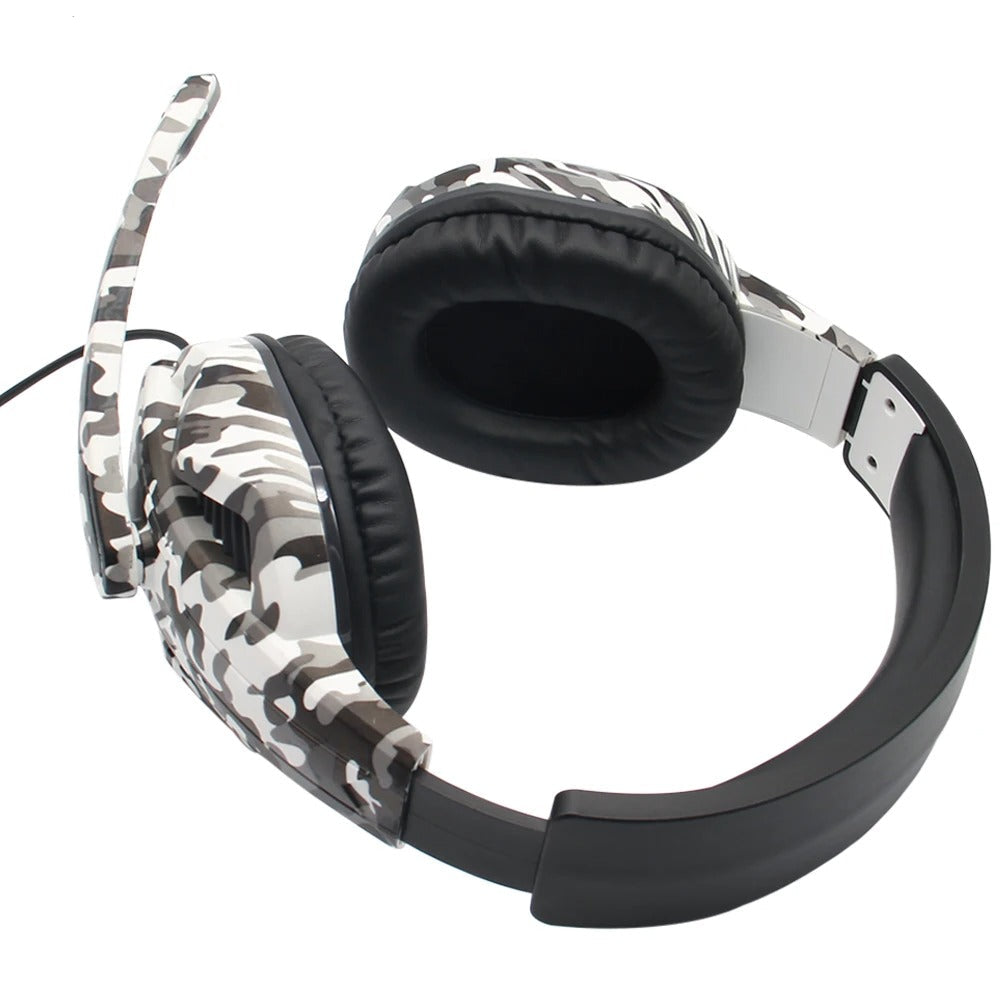 Headset Gamer Camuflado – Som Imersivo e Comunicação Clara