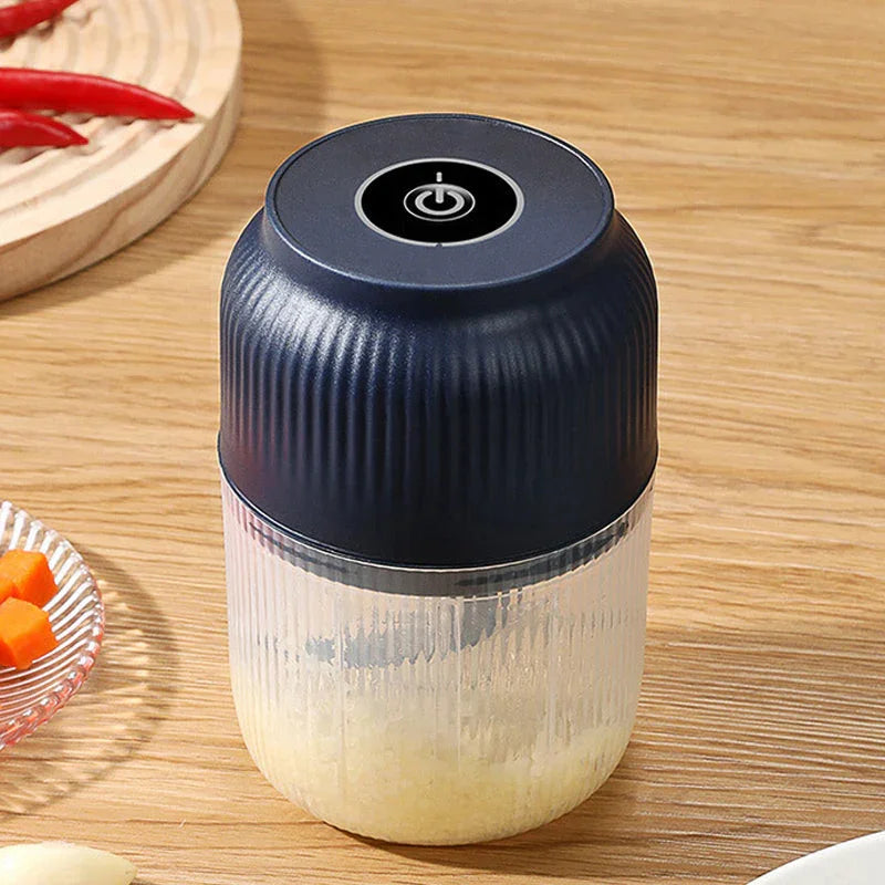 Mini Triturador Elétrico – Praticidade e Agilidade na Cozinha